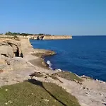 Di Angela Scotellaro *